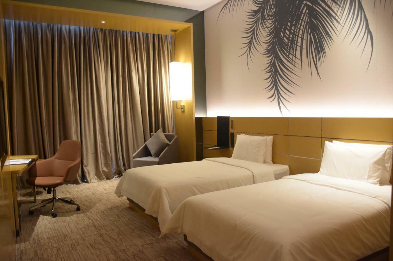 Novotel Haikou Xinbudao Extérieur photo
